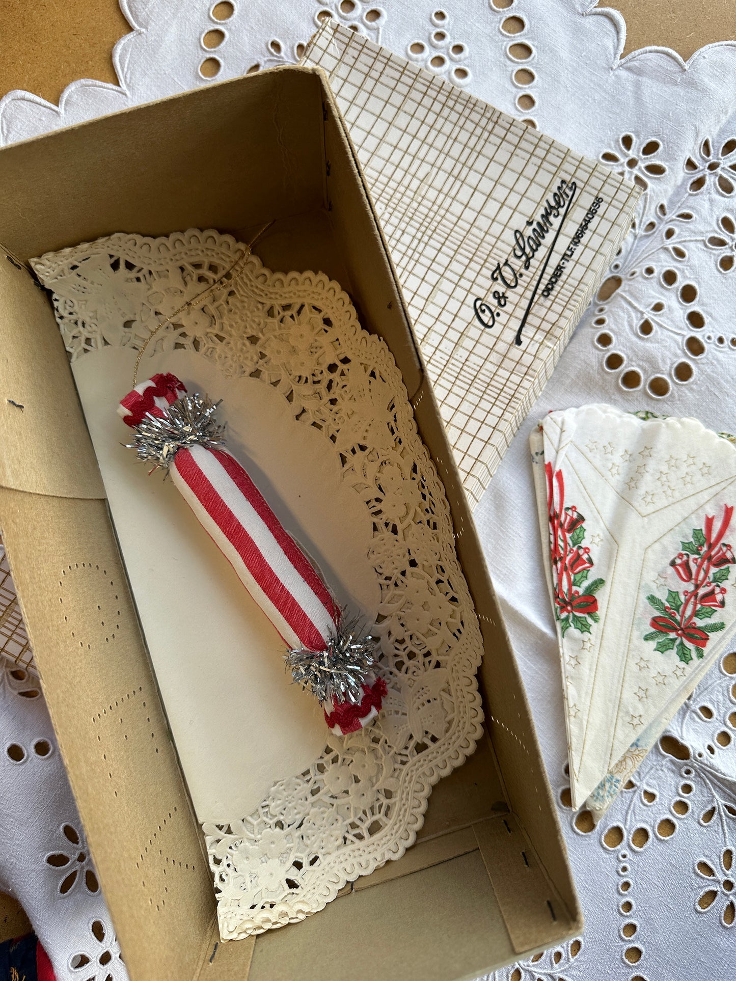 Crackers Ornament