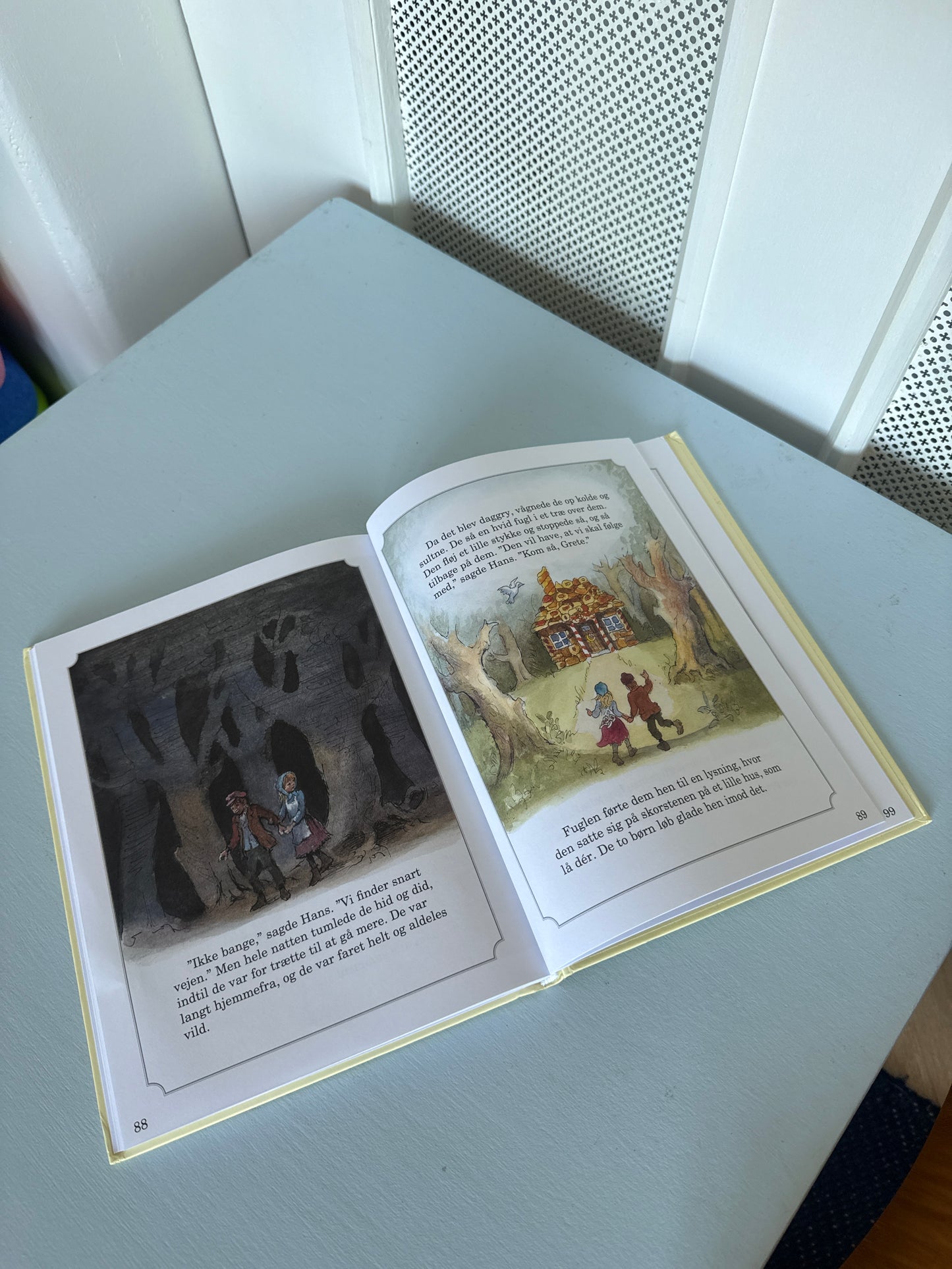 Grimms eventyr – stor oplæsningsbog