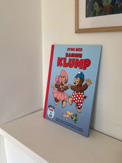 Syng med Rasmus Klump bog