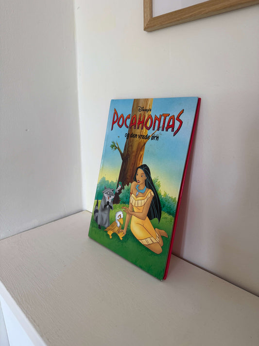 Pocahontas og den vrede ørn bog