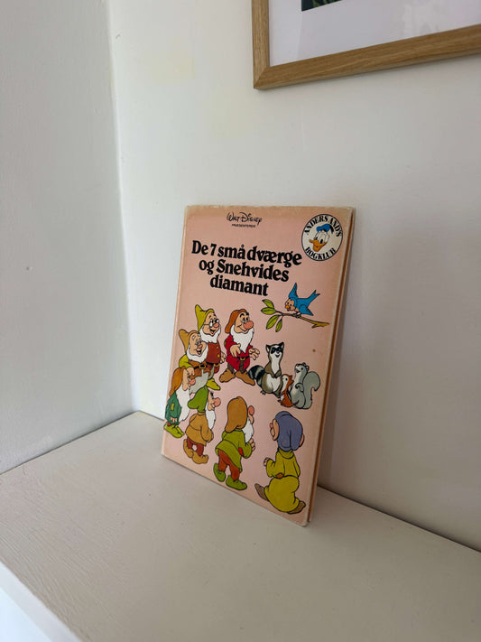 De 7 små dværge og Snehvides diamant bog