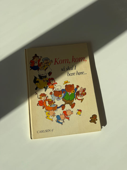 “Kom, kom – så skal I høre” – højtlæsningsbog