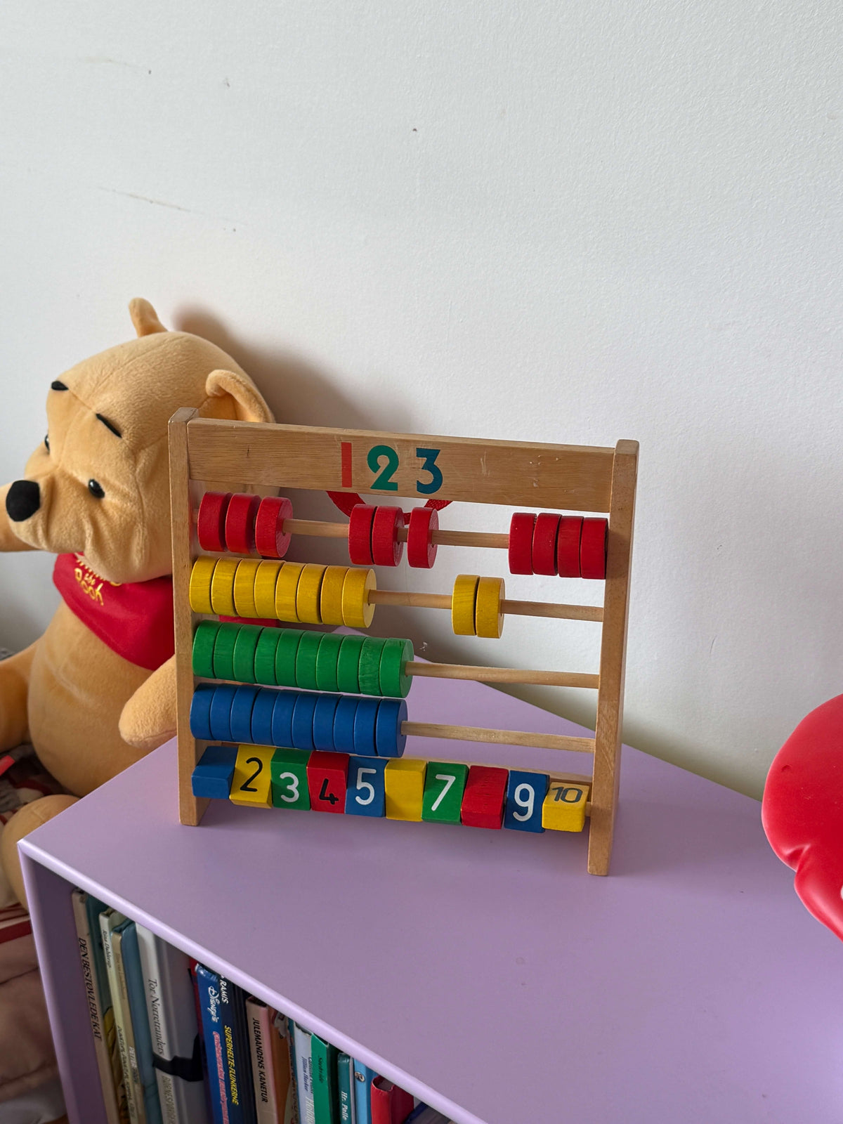 Tællelegetøj i træ med 5 rækker