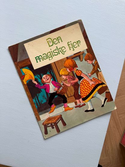 Den magiske fjer bog
