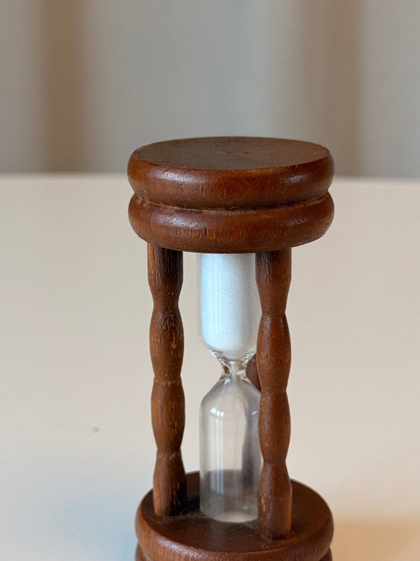 Timeglas i trædesign