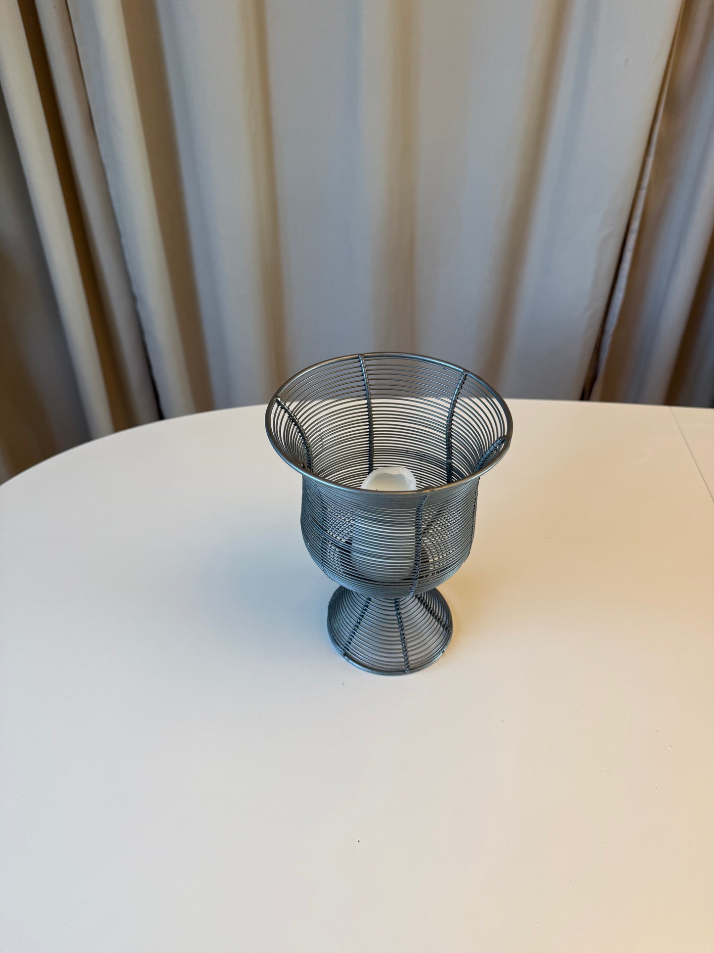 Bloklyseholder i stål – 00’er design