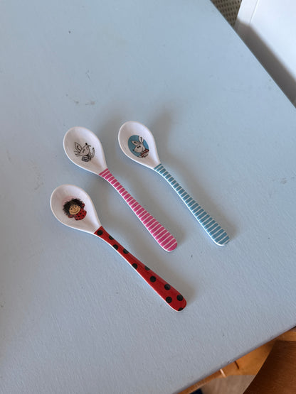 Plastikskeer med Cirkeline figurer – børneservice