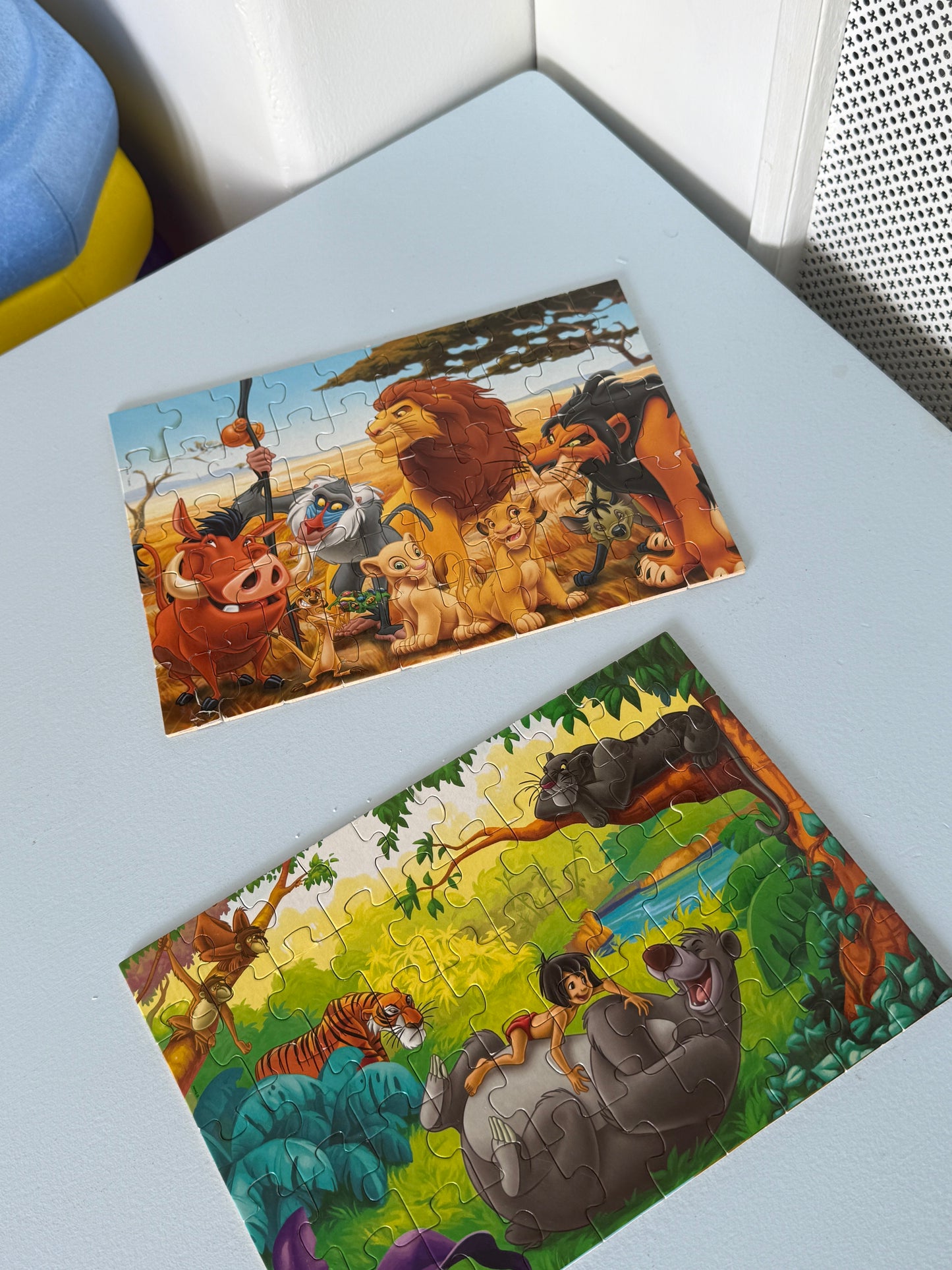 Disney 2-i-1 puslespil med 50 brikker